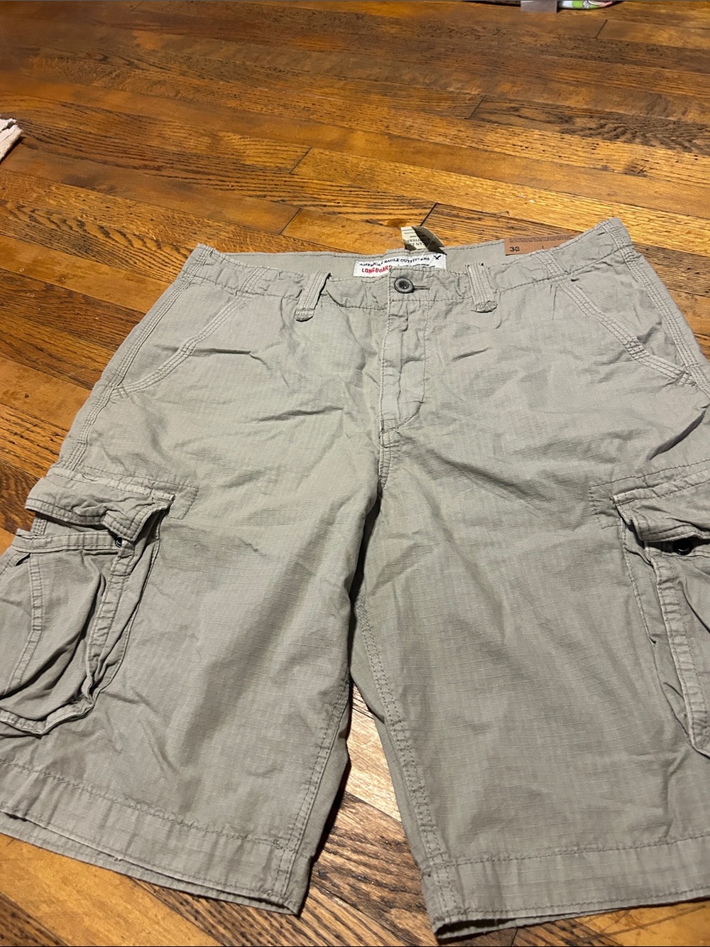 American Eagle Outfitters Men's Light Gray Cargo Shorts